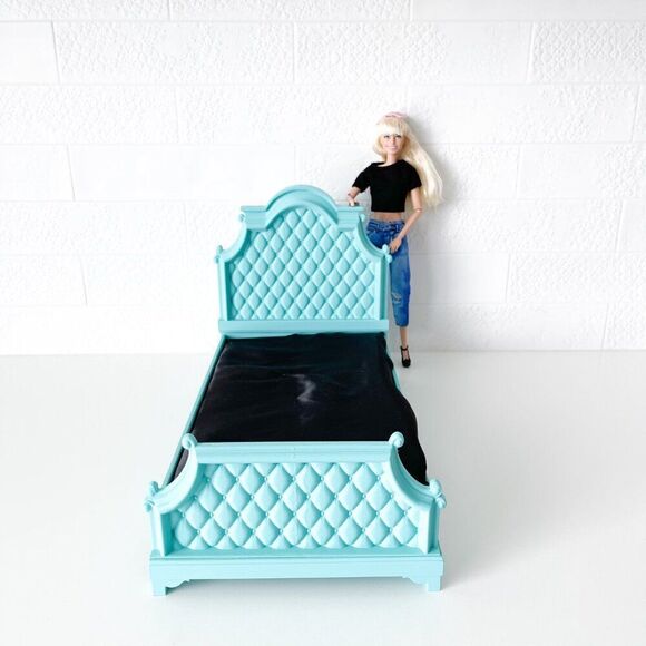 Cyan Tufted Miniature Chesterfield Bed Queen Size 1:6 Scale Barbie Dollhouse - Picture 6 of 6